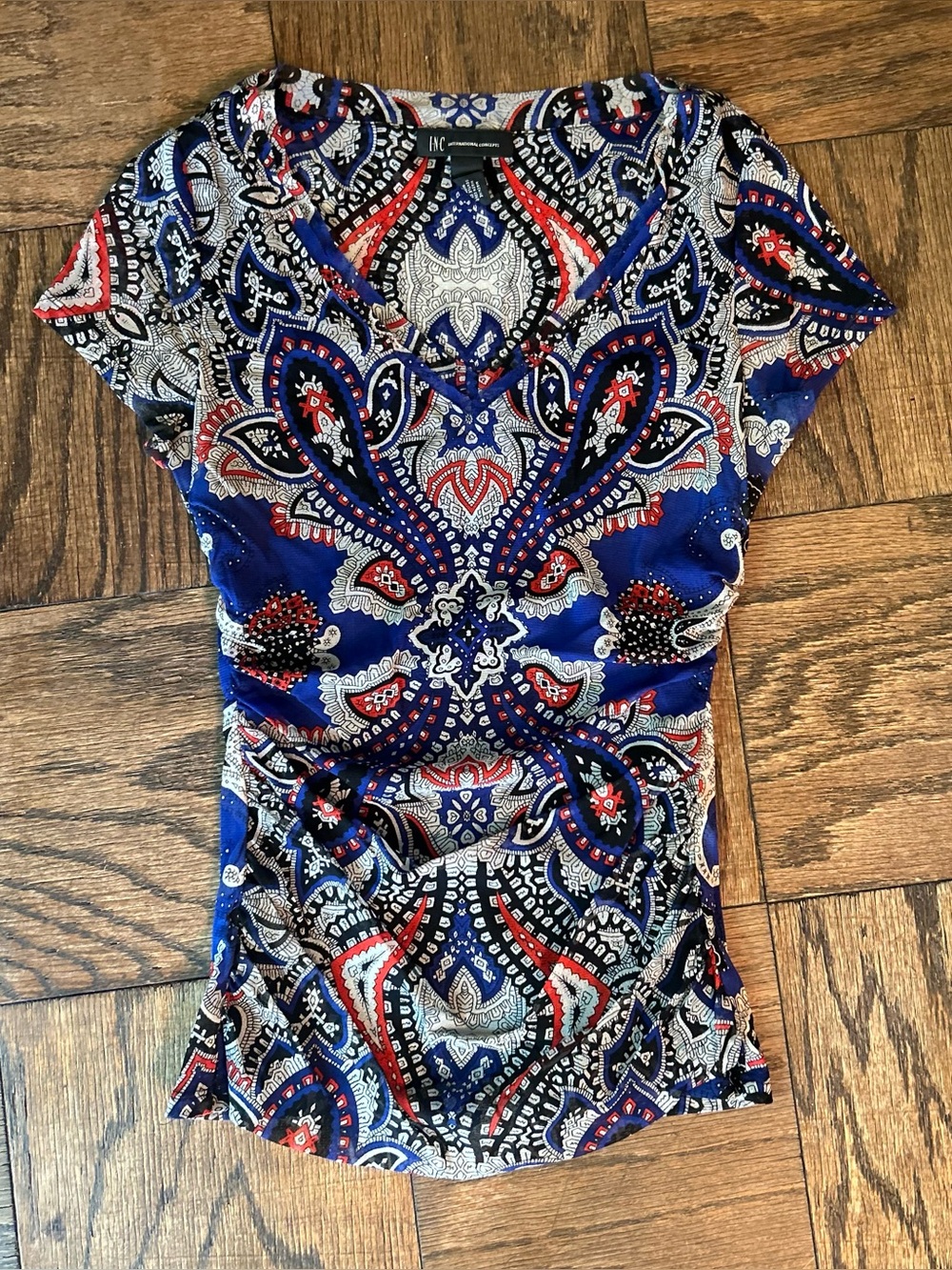 INC International Concepts Blue Red Paisley V-Neck Short Sleeve Top